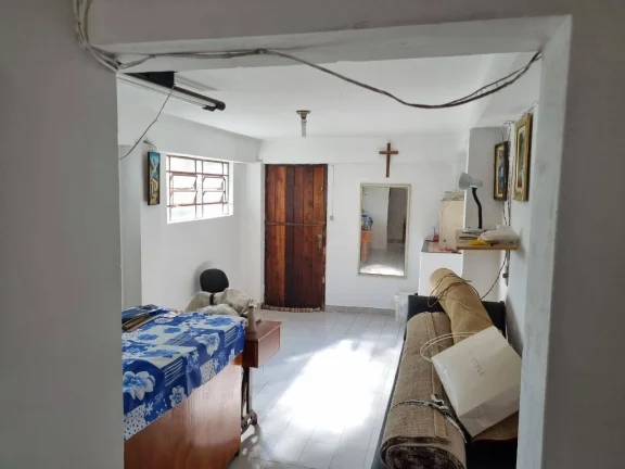 Imagem Casa com 192 m² 2 Dormitorios sendo 2 Banheiros e 4 Vagas de Gargens