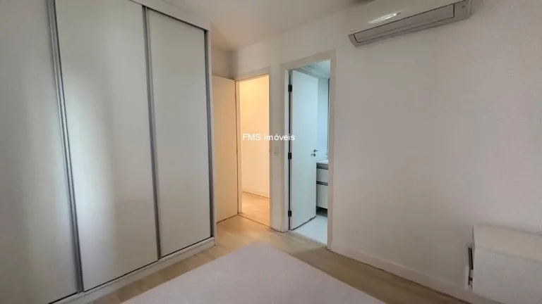 Imagem Apartamento para locação na Consolação: 3 quartos, 1 sala, 1 banheiro, 1 vaga de garagem, 128m². Confira!