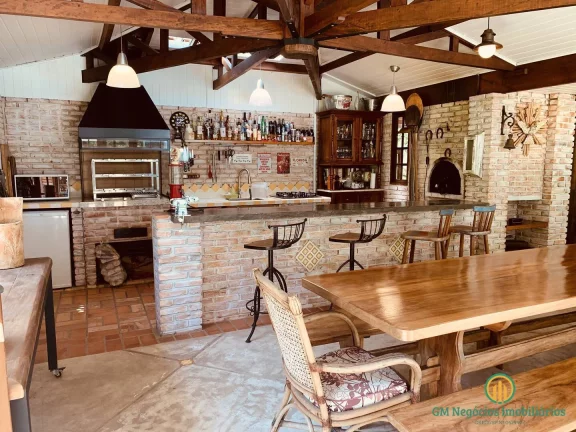 Imagem Casa maravilhosa em 1.488m2 no condomínio Palos Verdes, total reformada