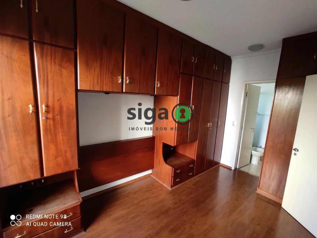 Imagem Conforto e Funcionalidade em um Apartamento Completo