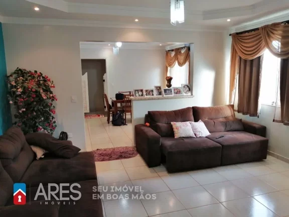 Imagem Casa com 3 dormitórios à venda, 395 m² por R$ 850.000,00 - Parque Novo Mundo - Americana/SP