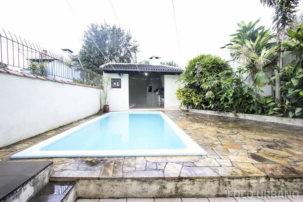 Imagem Casa 3 dormitórios à venda no Bairro Parque Santa Fé - Porto Alegre