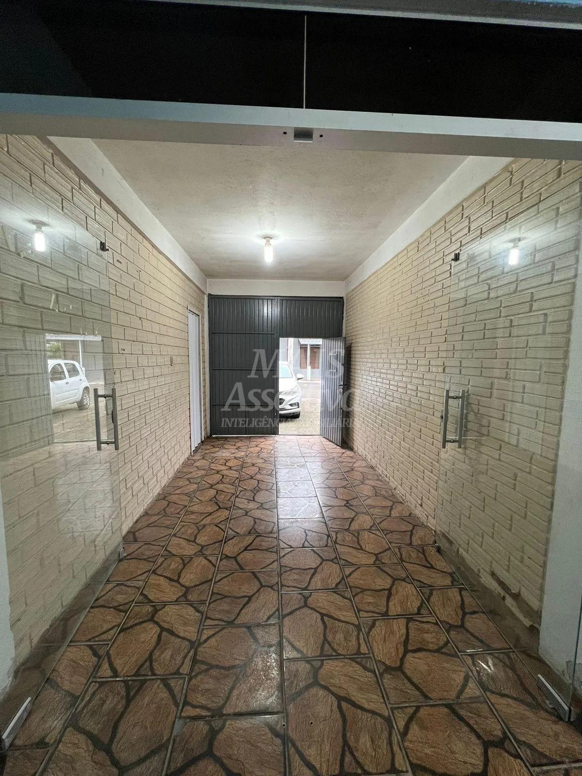 Imagem Ótimo pavilhão à venda, localizado no bairro Canudos em Novo Hamburgo/RS