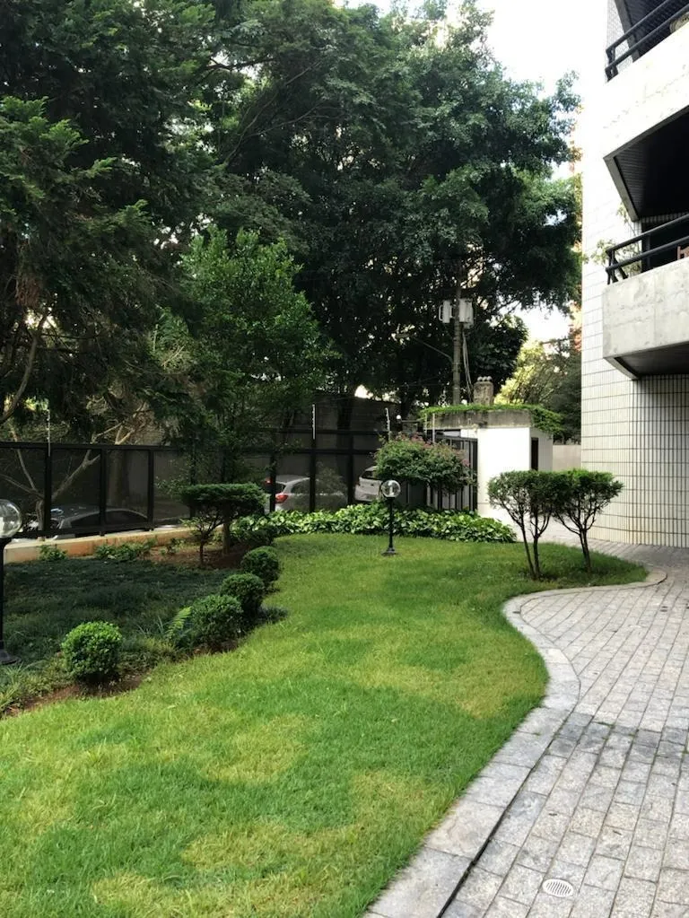 Imagem Apartamento de 4 Suítes com Móveis Planejados No Parque Morumbi SP