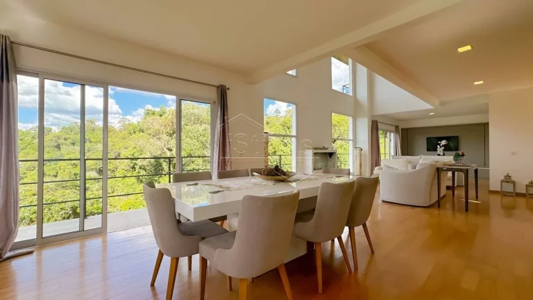 Imagem Casa de condomínio em Campos do Jordão