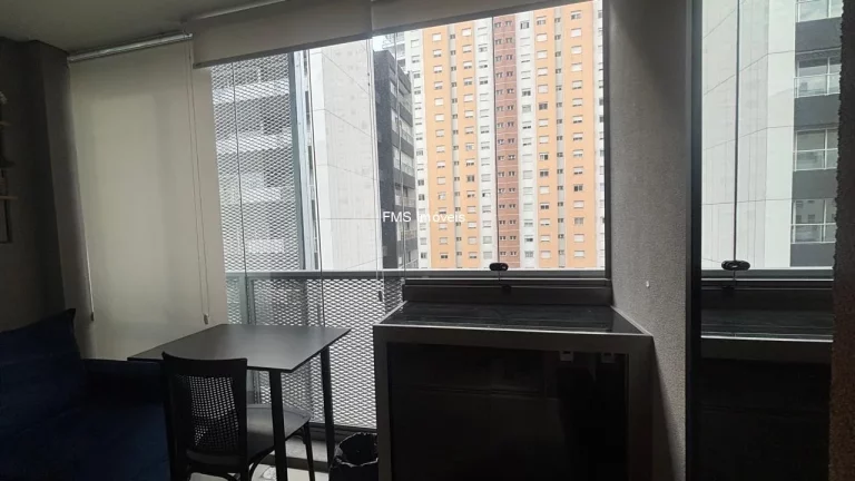 Imagem Apartamento de alto padrão para locação em Pinheiros, São Paulo-SP: 1 quarto, 1 sala, 1 banheiro, 24,50 m² de área.