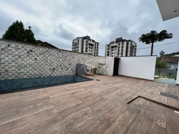 Imagem Sobrado no Saguaçu