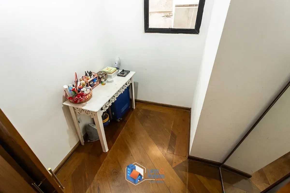 Imagem Sobrado para venda em Vila Constança com 3 quartos, sendo 3 suítes, 263m²
