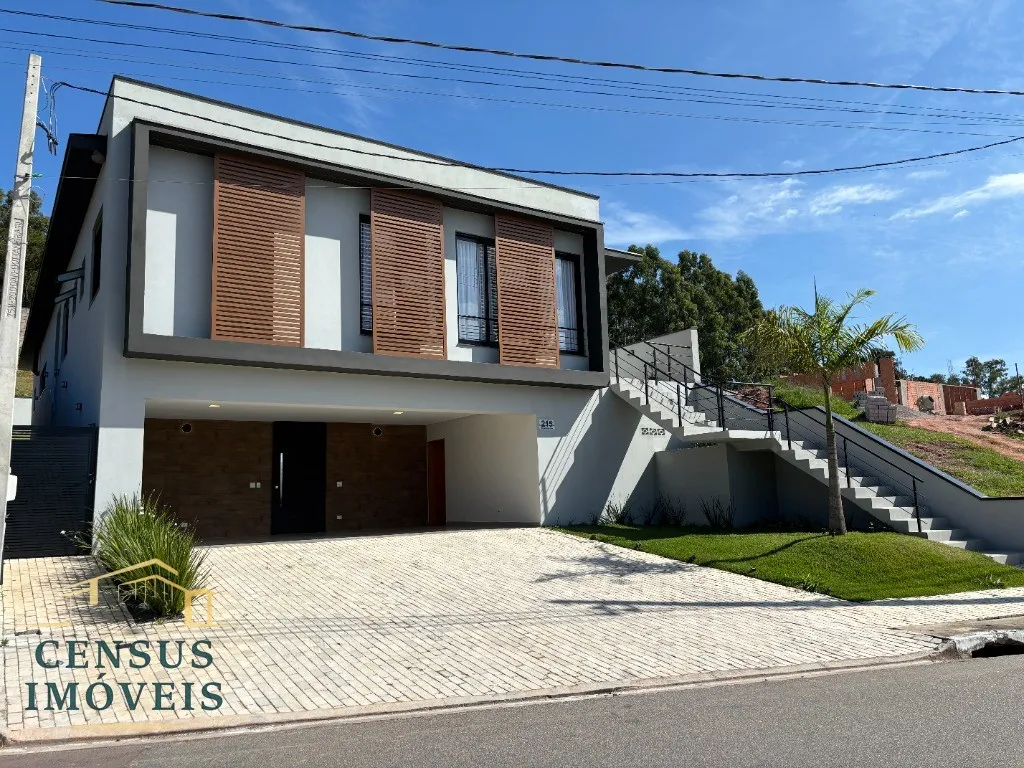 Foto do imóvel: Venda de Casa em Condomínio de Alto Padrão em Vinhedo-SP - 3 Quartos, 3 Suítes, 2 Salas, 4 Banheiros, 6 Vagas, 272m². em Condomínio Villa D'Oro
