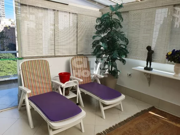 Imagem Apartamento à venda em andar alto, um por andar, com 2 quartos, sendo 1 suíte com closet e o segun...