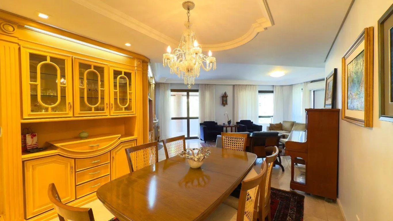 Imagem Apartamento semimobiliado com 2 suítes e 4 quartos no cobiçado bairro Bela Vista