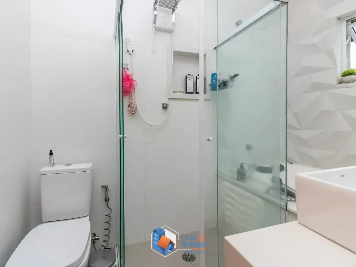 Imagem Sobrado para venda em City Recanto Anastácio com 3 quartos, sendo 3 suítes, 158m²