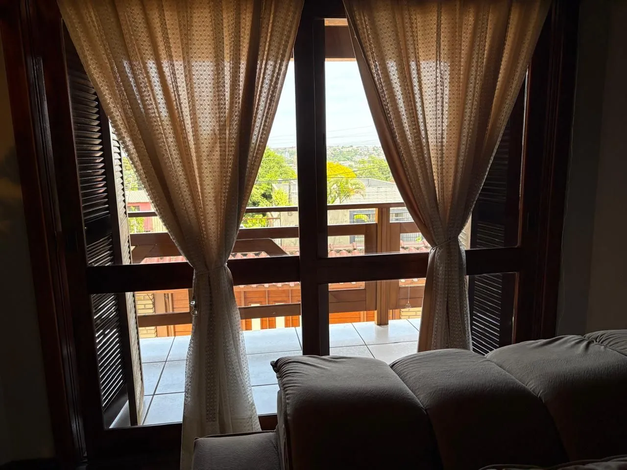 Imagem Casa residencial 234m² , 2 dormitórios no bairro Glória