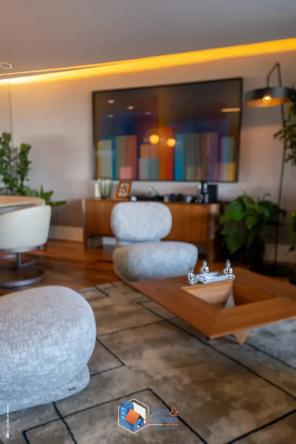 Imagem Apartamento para venda em Campo Belo com 3 quartos, sendo 3 suítes, 185m²