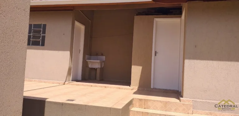Imagem Ótima casa térrea na Vila Progresso com 2 dormitórios por R$650.000,00 - Jundiaí/SP