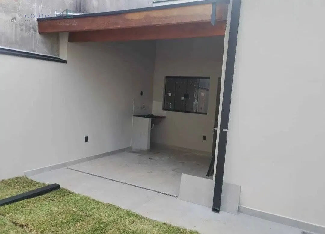 Imagem Casa nova com acabamento de alto padrão!