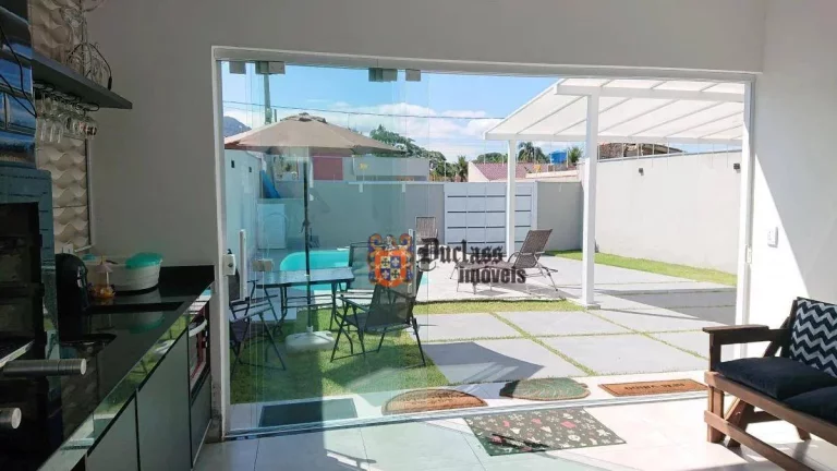 Imagem Casa com 3 dormitórios à venda, 107 m² por R$ 890.000,00 - Massaguaçu - Caraguatatuba/SP