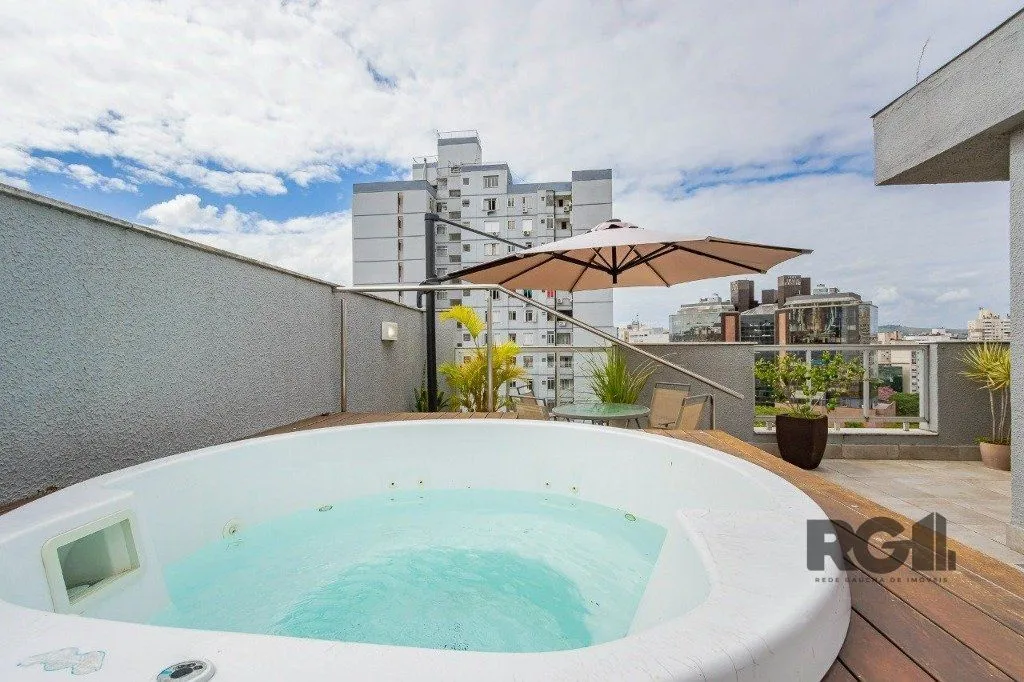 Imagem Cobertura para Venda - 191.89m², 3 dormitórios, sendo 1 suites, 1 vaga - Centro Histórico