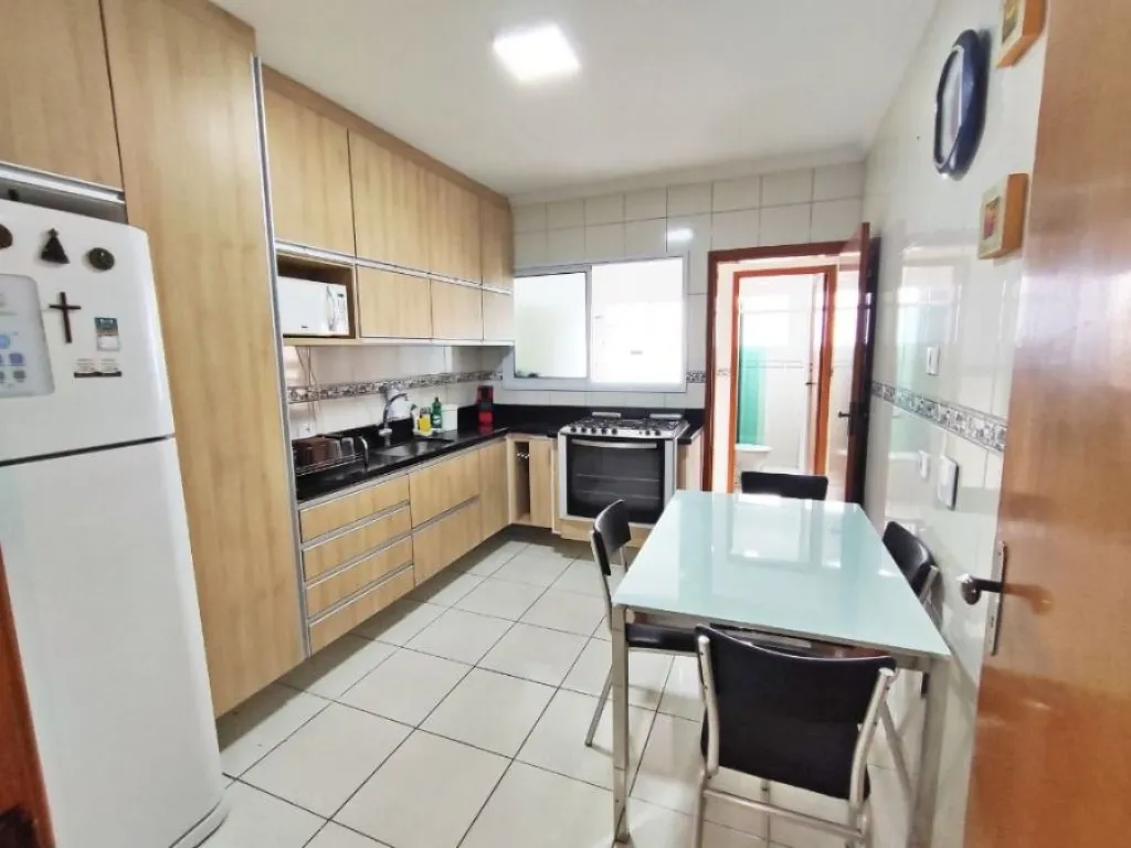 Imagem APARTAMENTO COM 140,00 m² - AVIAÇÃO - PRAIA GRANDE SP