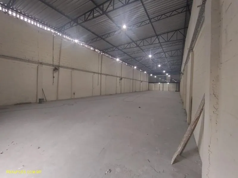 Imagem Galpão para Locação em BELFORD ROXO, Centro, 2 banheiros