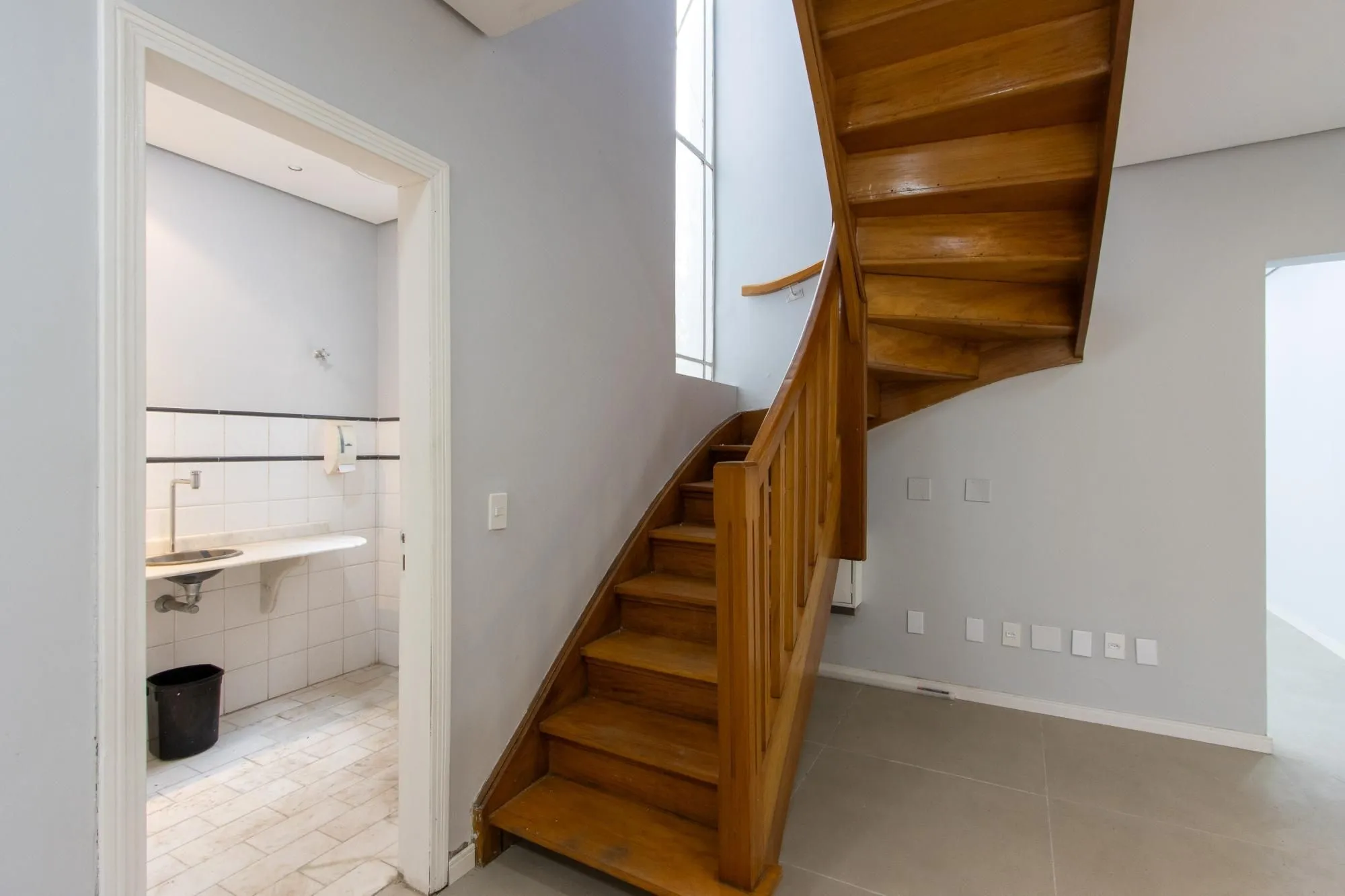 Imagem Casa Comercial para Venda - 231m², 0 dormitórios, Centro Histórico