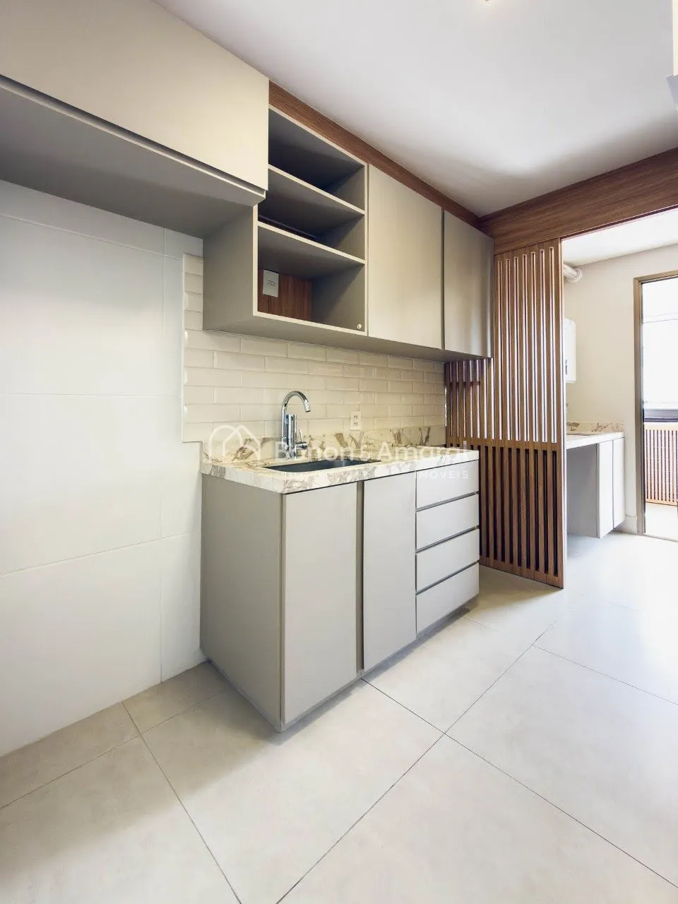 Imagem Apartamento 3 dormitórios, novo, andar alto - Vila Barão de Itapura Campinas S.P.