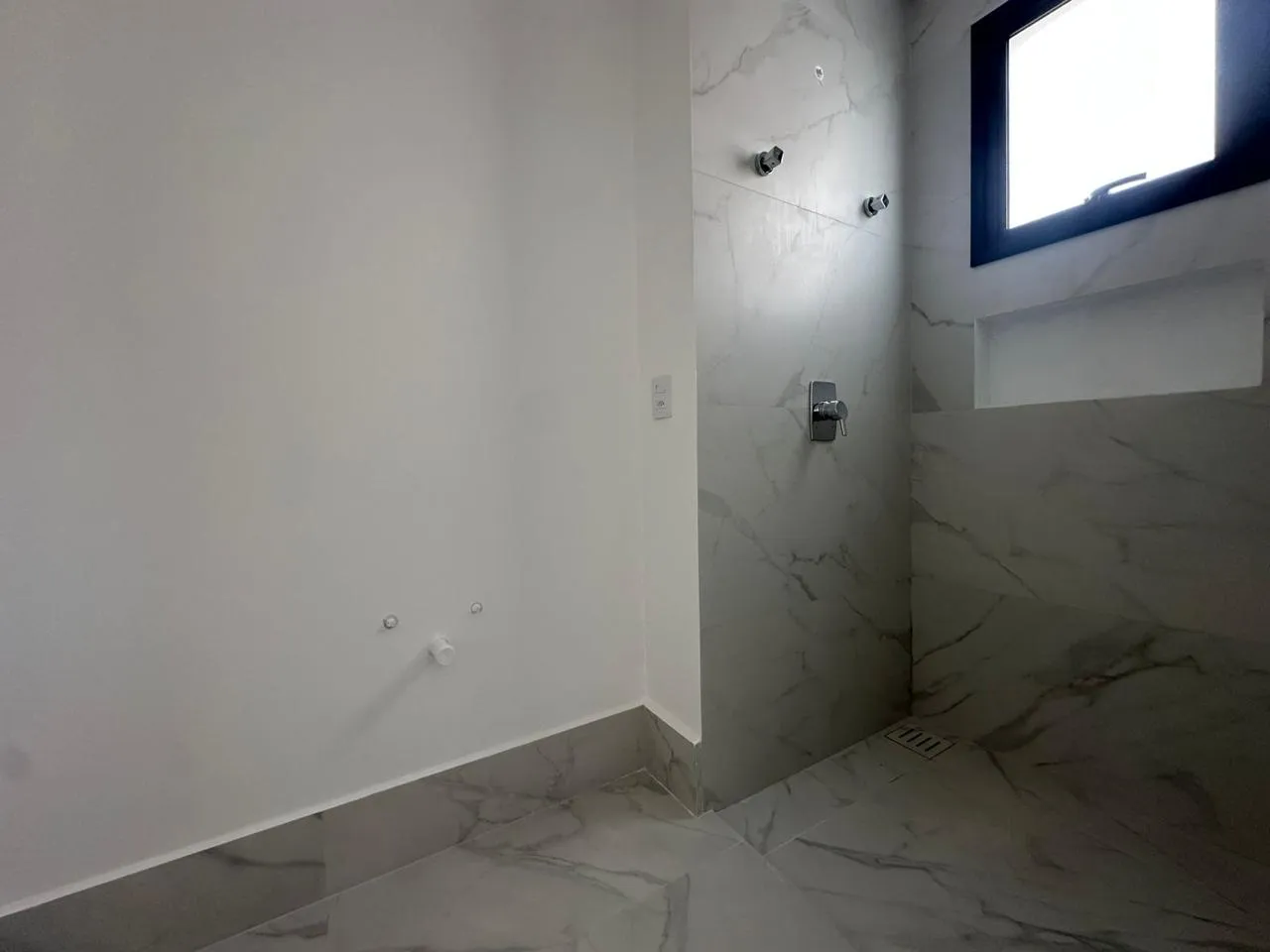 Imagem Apartamento à venda com 185m2 por R$ 2.500.000,00