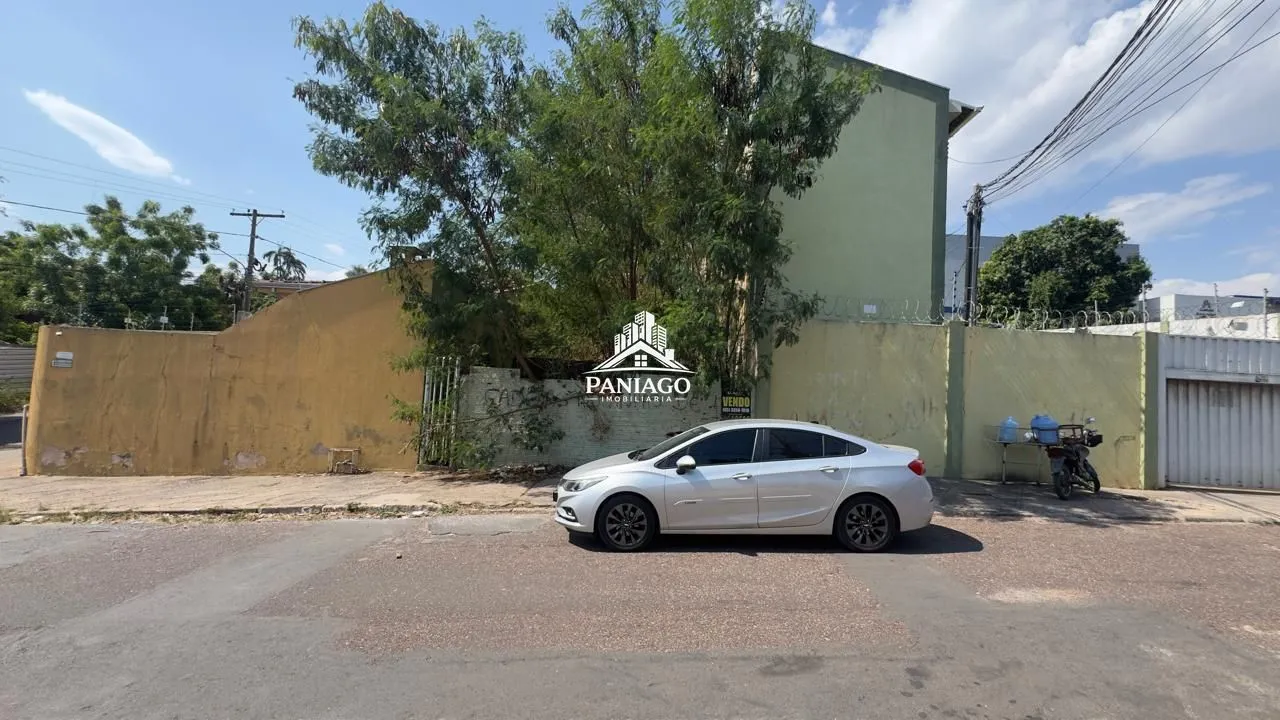 Imagem Terreno à Venda no Bairro Araés - 300m² - Aceita Troca por Veículo, Casa ou Terr