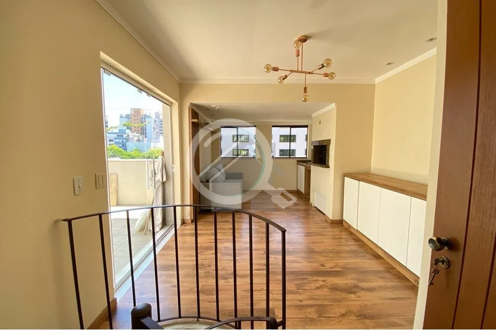 Imagem Descubra a sofisticação e o conforto desta luxuosa cobertura residencial disponível para venda em...