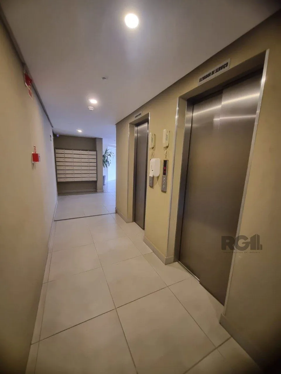 Imagem VENDA DE APARTAMENTO DE01 SUÍTE, INFRA E 02 VAGAS DE GARAGEM - SANTO ANTONIO