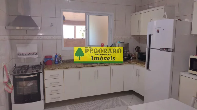 Imagem SOBRADO COM KITNETS PARA VENDA E LOCAÇÃO DEFINITIVA