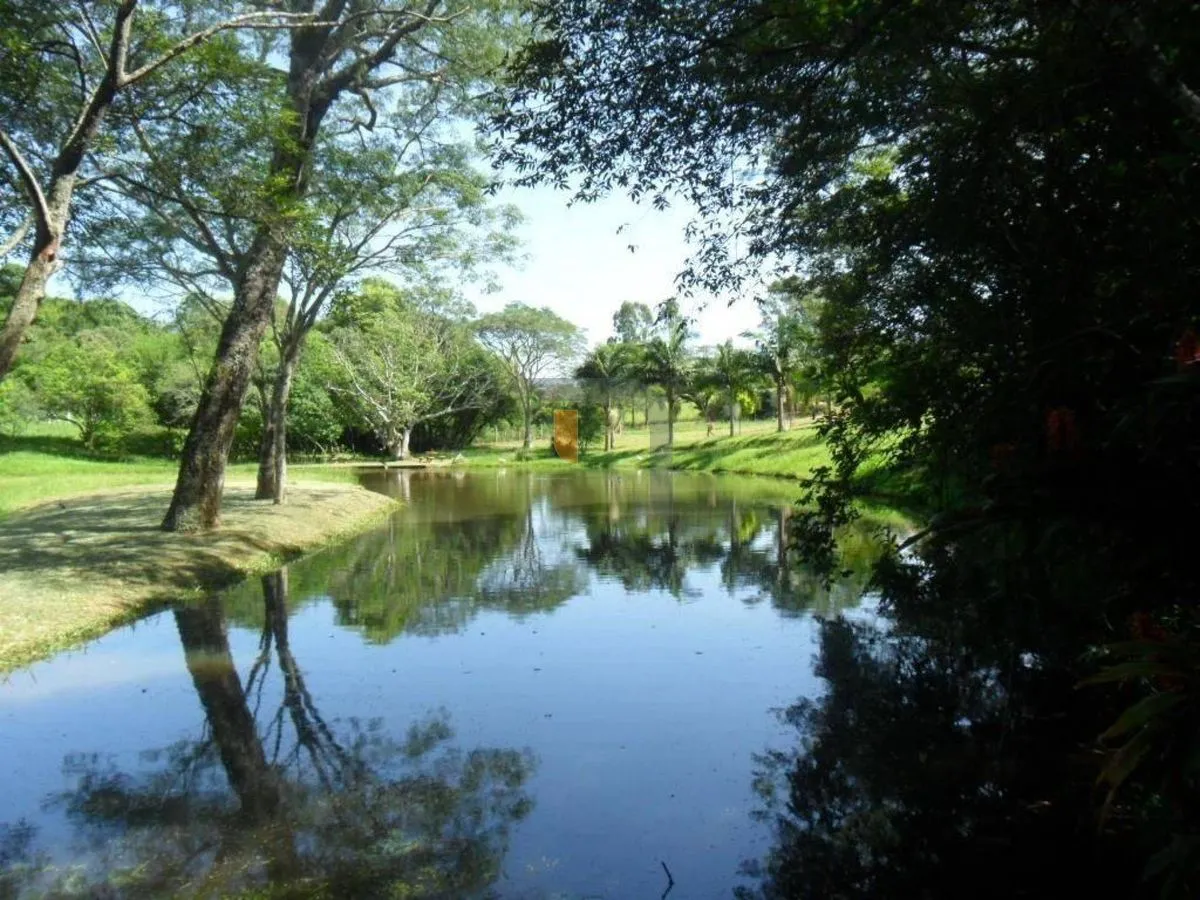 Imagem Terreno em condomínio fechado com açude, 2467m²
