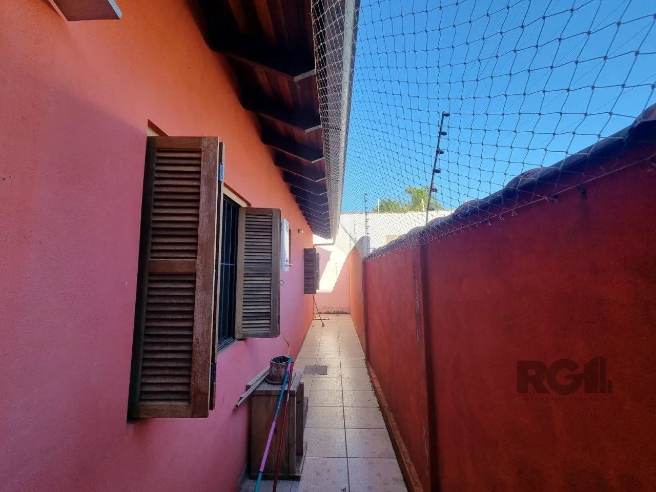 Imagem Linda Casa Bairro Ipanema 02 Dormitórios Suíte