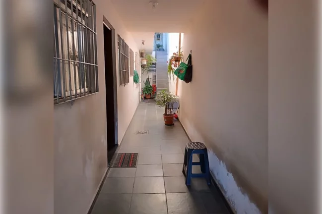 Imagem EXCELENTE SOBRADO REFORMADO - 3 dorms (1 suíte) garagem para 3 carros, no Jardim São Judas Tadeu!