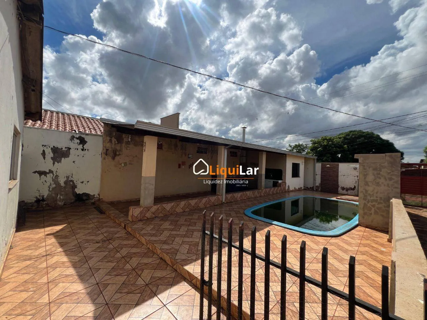 Imagem Casa com Piscina no Portal Caiobá - Amplo Terreno e Excelente Localização