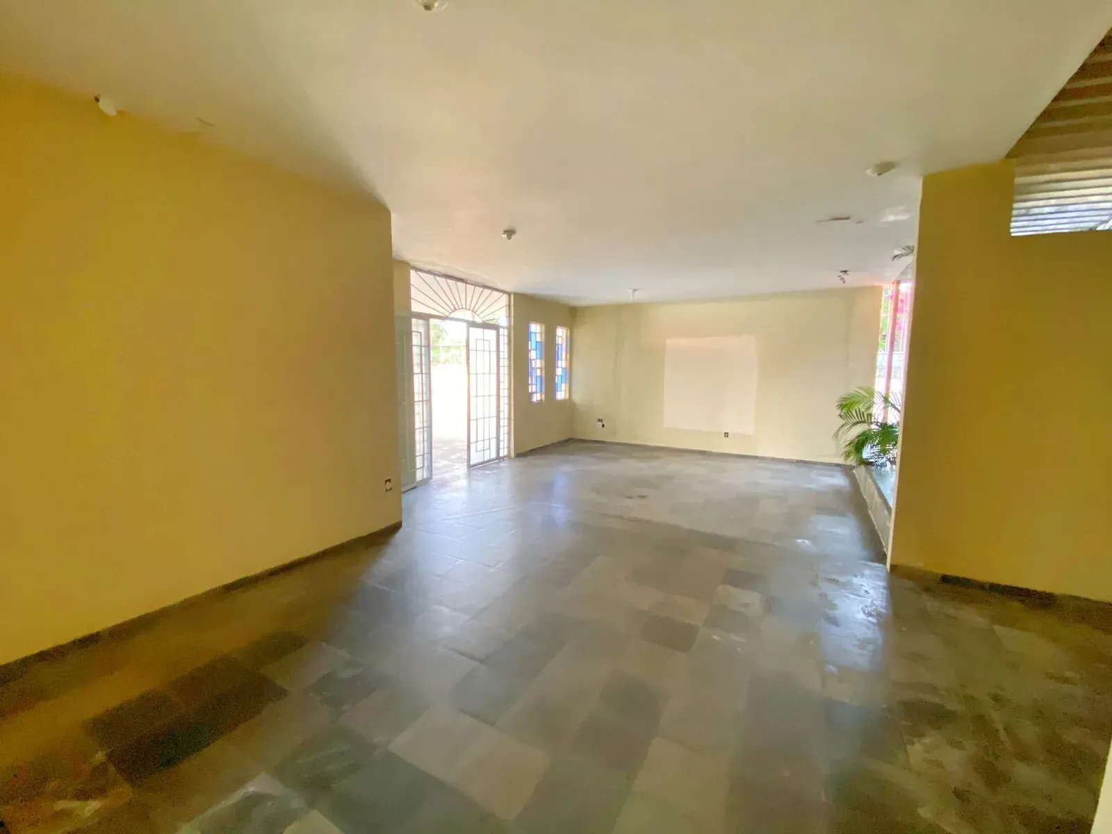 Imagem Casa com 4 Quartos à Venda, 211 m² em Dionisio Torres - Fortaleza