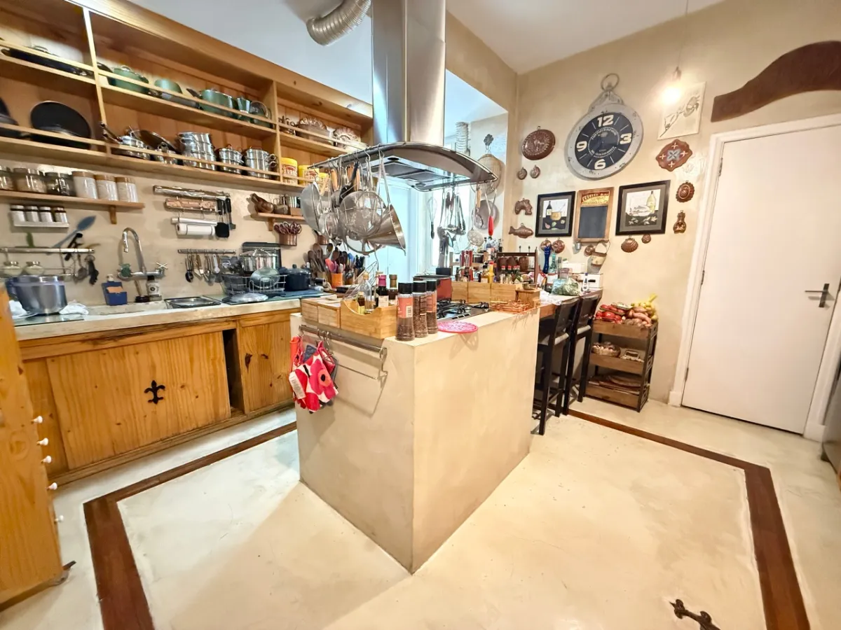 Imagem Apartamento para venda em Bela Vista com 3 quartos, sendo 1 suíte, 210m2