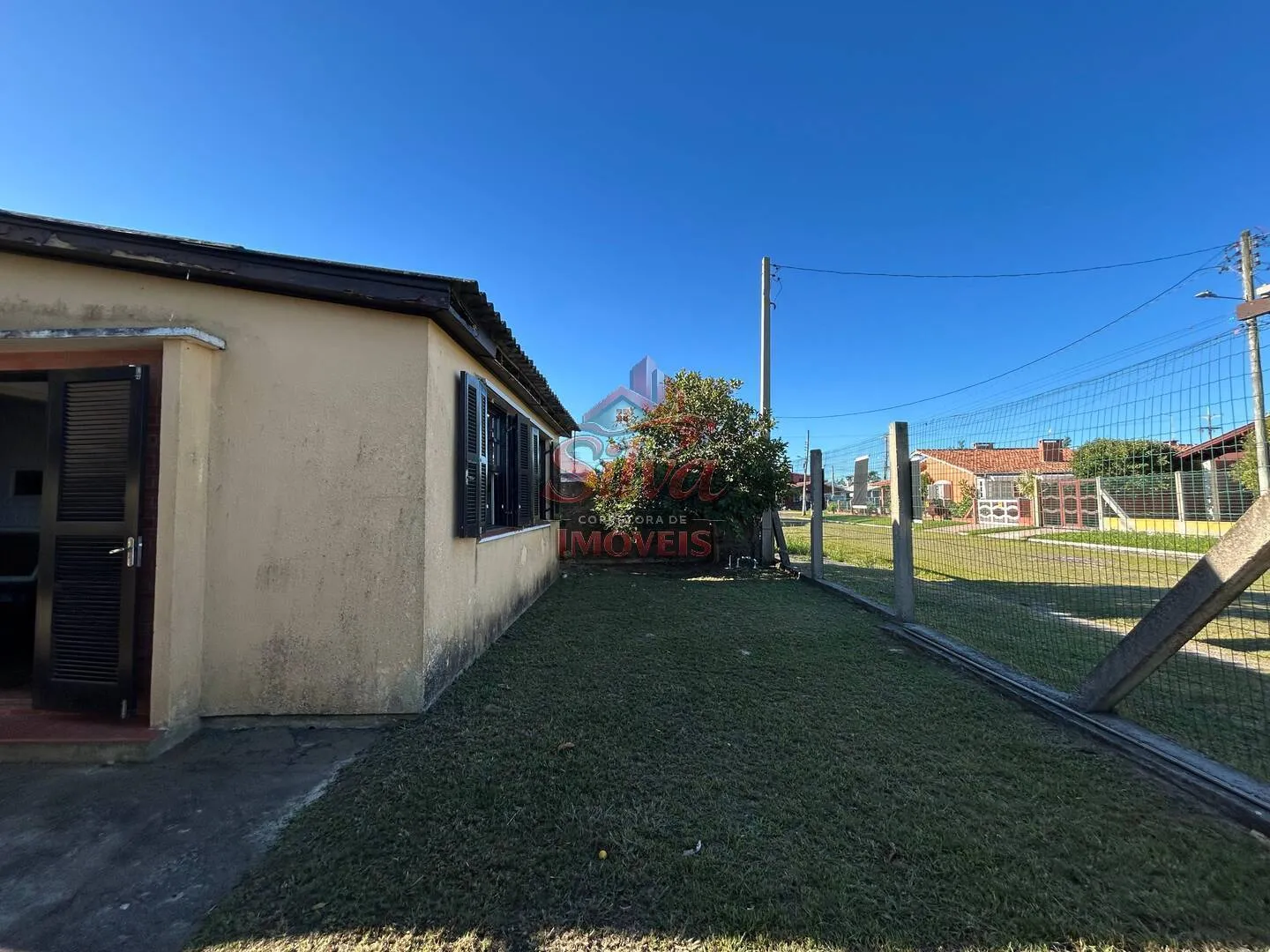 Imagem Casa 2 dormitórios a 300m do mar com pátio cercado