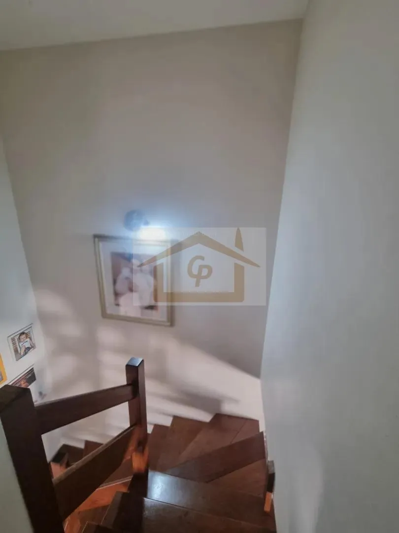 Imagem Casa com 3 Quartos, Quintal e 3 Vagas