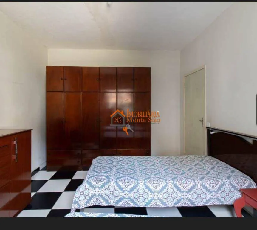 Imagem Casa com 3 dormitórios à venda, 252 m² por R$ 350.000,00 - Jardim São Domingos - Guarulhos/SP