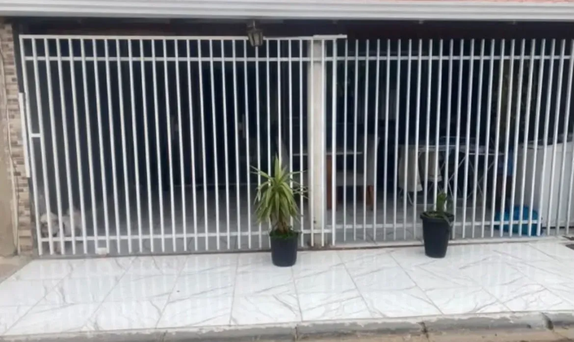 Foto do imóvel Casa de Condomínio com 3 Quartos à Venda, 60 m² em Estados, Fazenda Rio Grande - PR