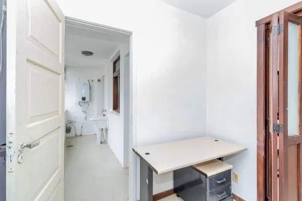 Imagem Vende-se apartamento com 3 quartos( 1 suíte), 112m² e 3 vagas - Rio Branco