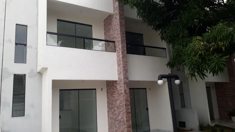 Imagem Casa de Condomínio com 2 Quartos à Venda, 80 m² em Ponta Negra - Natal