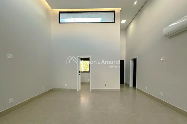 Imagem Casa térrea nova à venda com 3 quartos sendo 3 suítes, todas com armários planejados, ar condici...