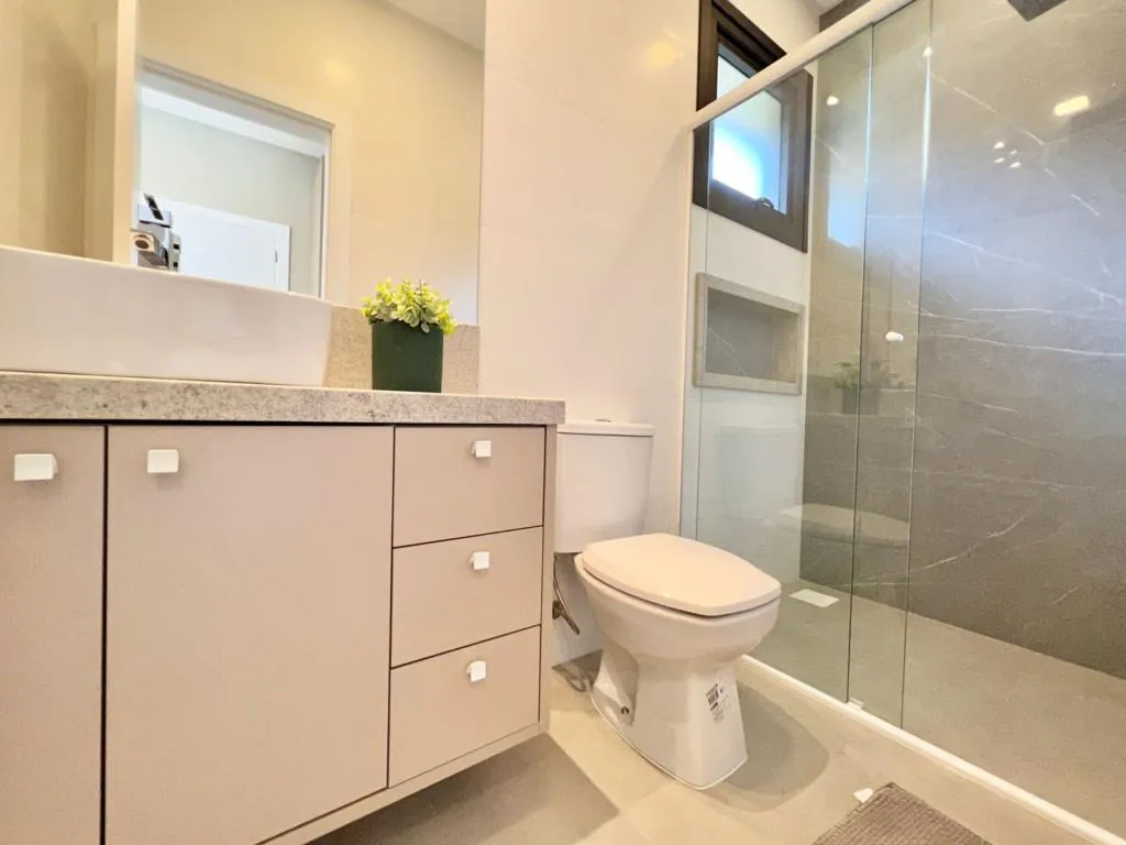 Imagem Casa em Condominio 4 Dormitórios - Bairro Marina