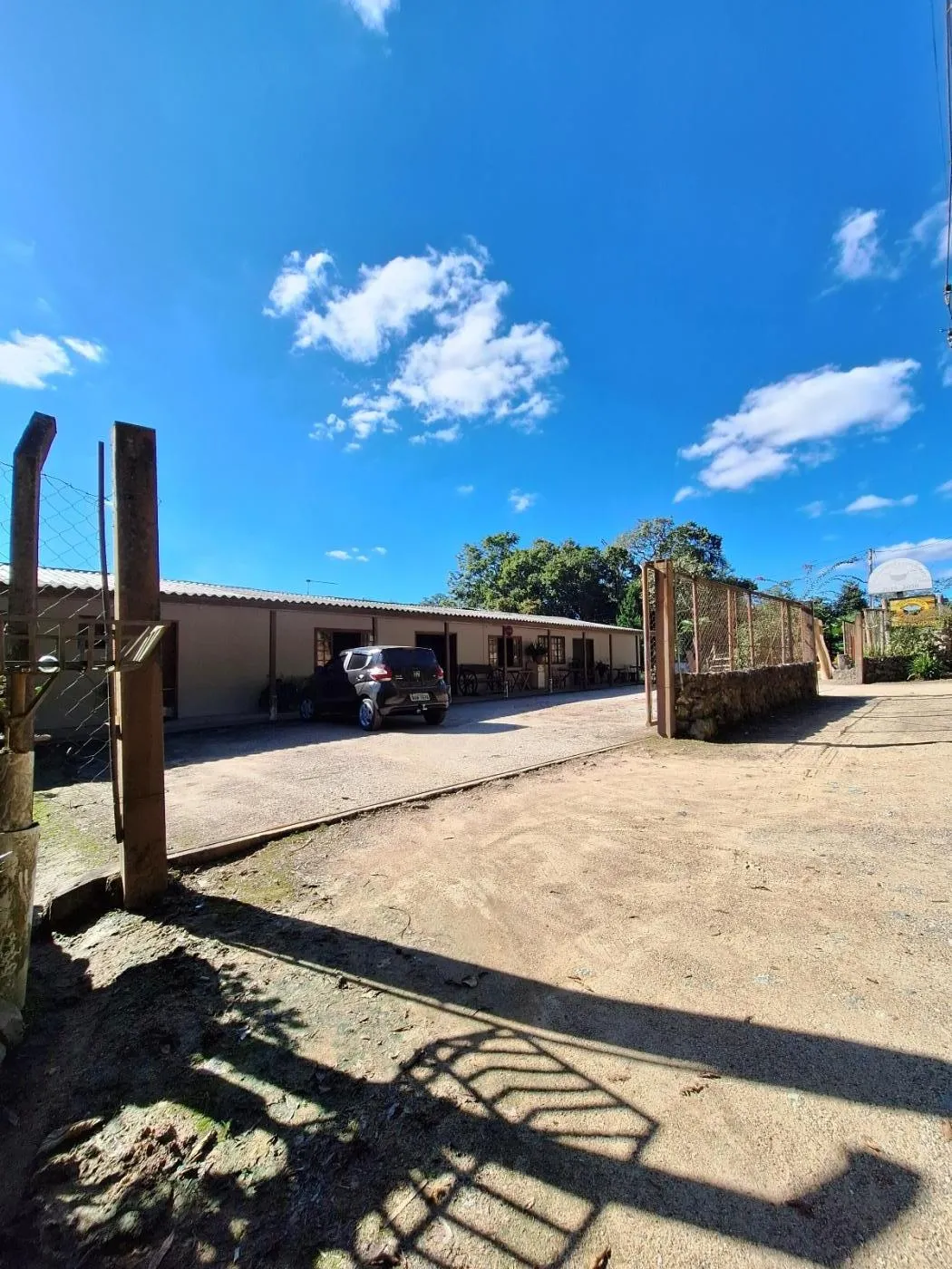 Imagem Chácara para Venda em São José dos Pinhais, Campestre da Faxina, 3 dormitórios, 1 suíte, 2 banheiros, 4 vagas