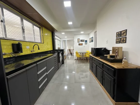 Imagem Apartamento à venda na Ponta da praia com garagem fechada!
