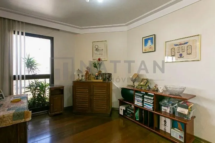 Imagem Apartamento à venda com 3 dormitórios na Chácara Santo Antônio, 155 m² e suíte