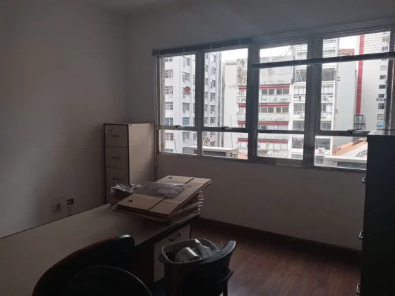 Imagem Sala para venda no bairro Centro Histórico em Porto Alegre