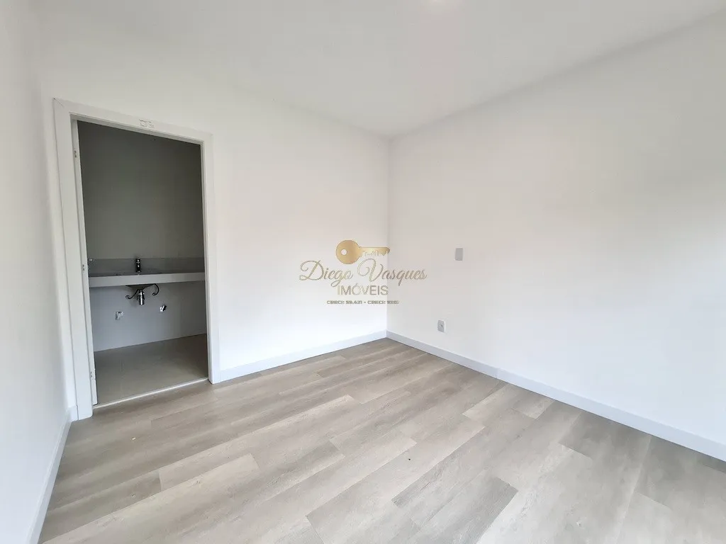 Imagem Casa em Condomínio para Venda em Teresópolis / RJ no bairro Parque do Imbui